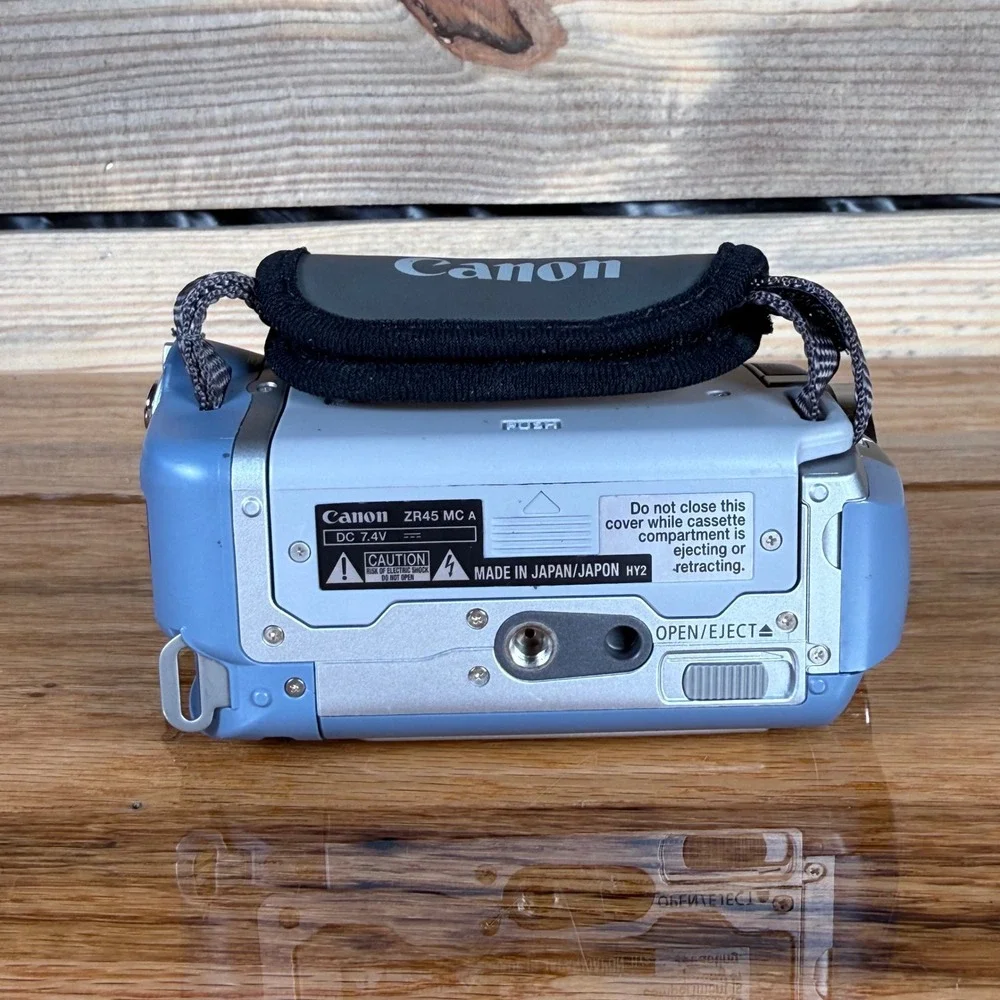 Canon ZR45 MC A Digital Video Camcorder NTSC Silver Blue 18x Optical Zoom PARTS - Picture 7 of 11